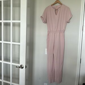 Women's Blush Pink Short-Sleeve Jumpsuit